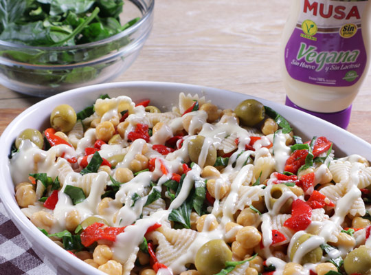 Ensalada de garbanzos y pasta